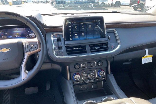 2024 Chevrolet Suburban Vehicle Photo in INDEPENDENCE, MO 64055-1314