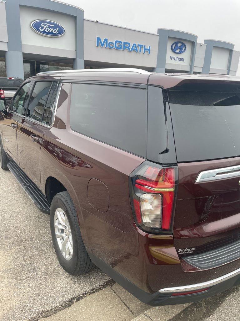 2023 Chevrolet Suburban Vehicle Photo in Cedar Rapids, IA 52402