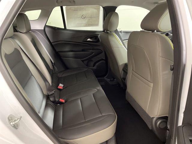 2025 Chevrolet Trax Vehicle Photo in PHOENIX, AZ 85014-3381