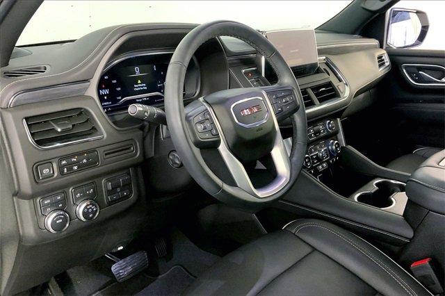 2024 GMC Yukon XL Vehicle Photo in KANSAS CITY, MO 64114-4502