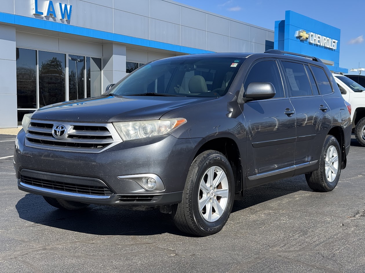 2011 Toyota Highlander Vehicle Photo in BOONVILLE, IN 47601-9633
