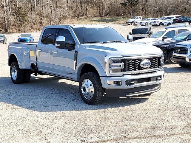 2024 Ford Super Duty F-450 DRW Vehicle Photo in MILFORD, OH 45150-1684