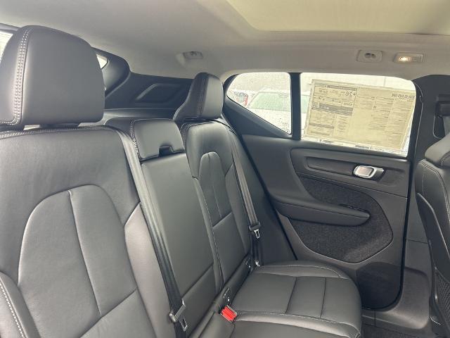 2025 Volvo XC40 Vehicle Photo in Grapevine, TX 76051