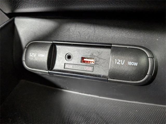 2017 Kia Soul Vehicle Photo in ENGLEWOOD, CO 80113-6708