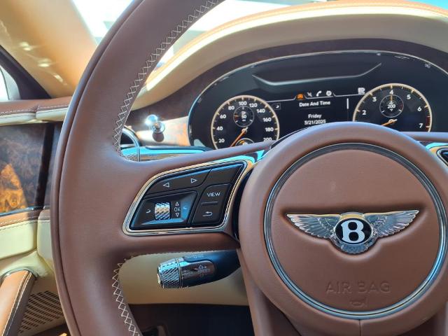 2022 Bentley Flying Spur Vehicle Photo in TAMPA, FL 33612-3404
