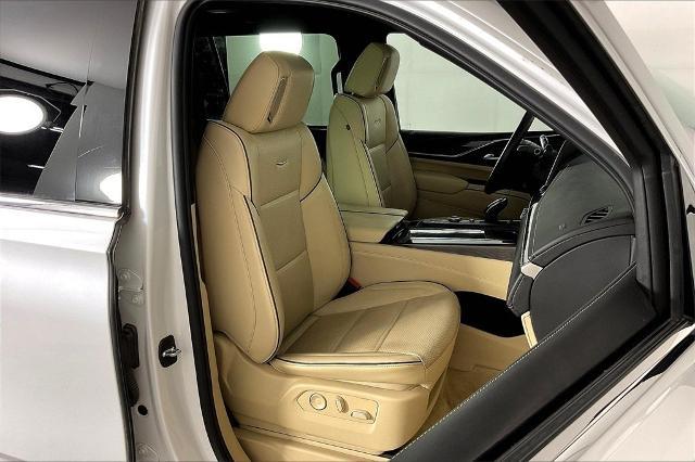 2023 Cadillac Escalade ESV Vehicle Photo in Tulsa, OK 74129