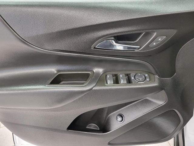 2024 Chevrolet Equinox Vehicle Photo in APPLETON, WI 54914-4656