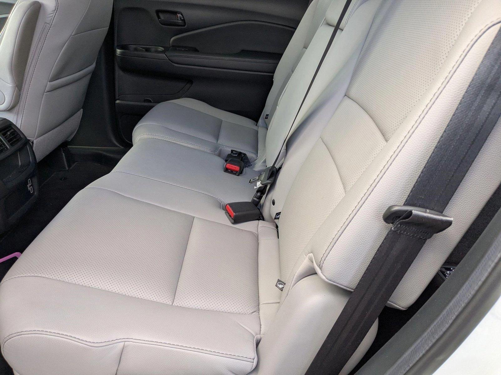2023 Honda Passport Vehicle Photo in Miami, FL 33015
