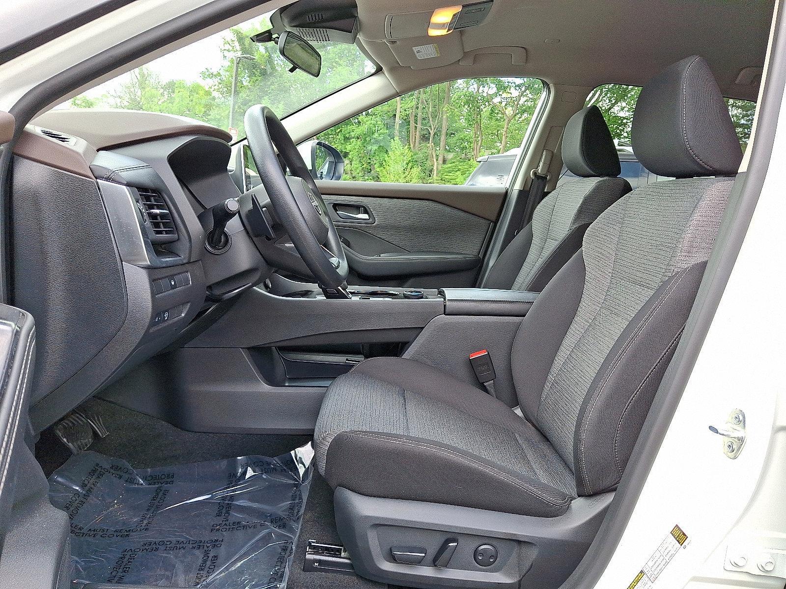 2023 Nissan Rogue Vehicle Photo in Jenkintown, PA 19046
