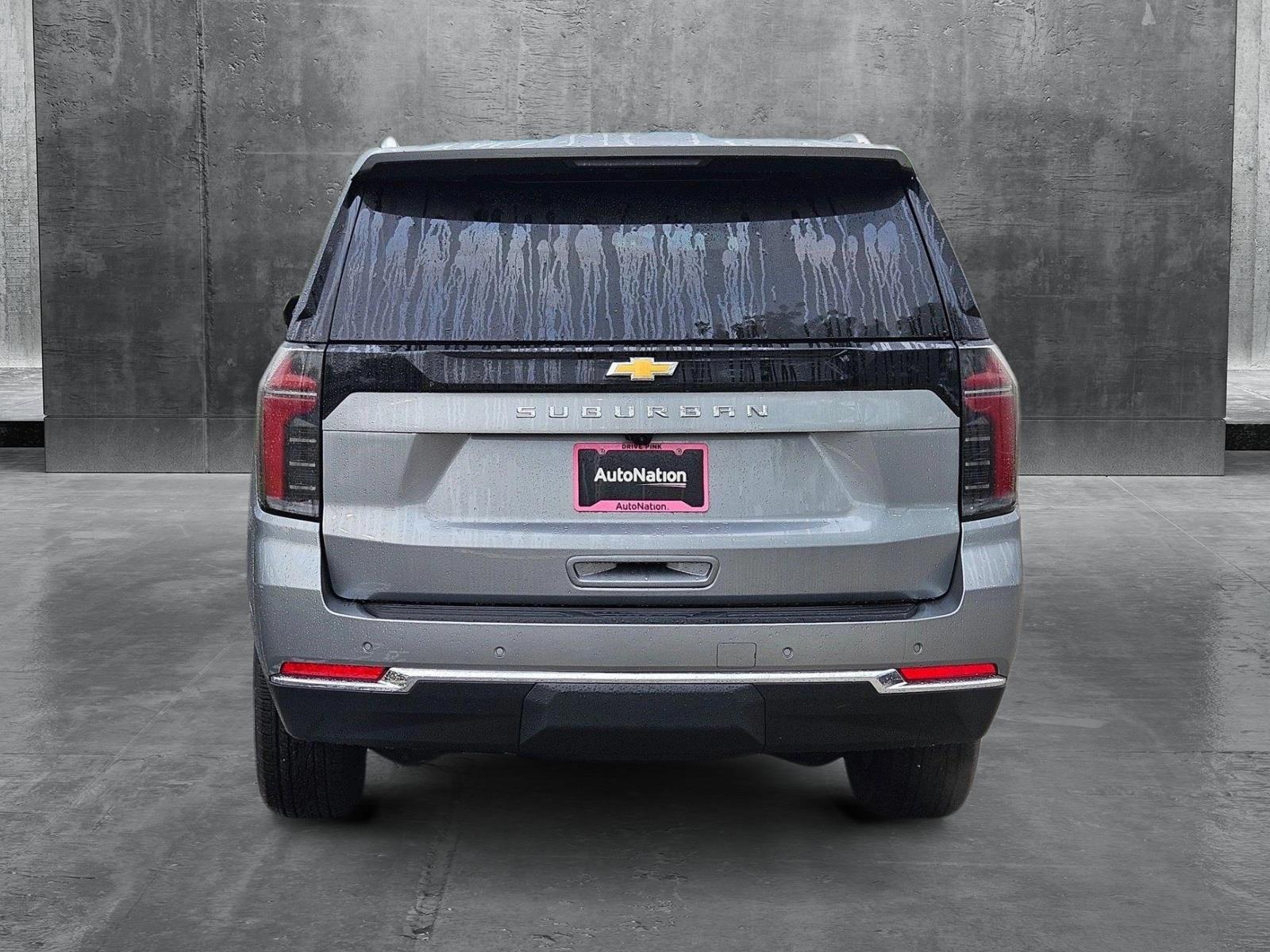 2025 Chevrolet Suburban Vehicle Photo in GREENACRES, FL 33463-3207