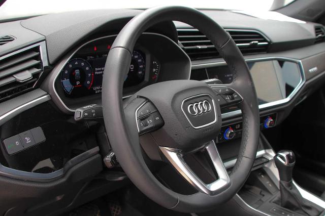 2024 Audi Q3 Vehicle Photo in SUGAR LAND, TX 77478