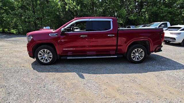 2024 GMC Sierra 1500 Vehicle Photo in Pleasant Hills, PA 15236