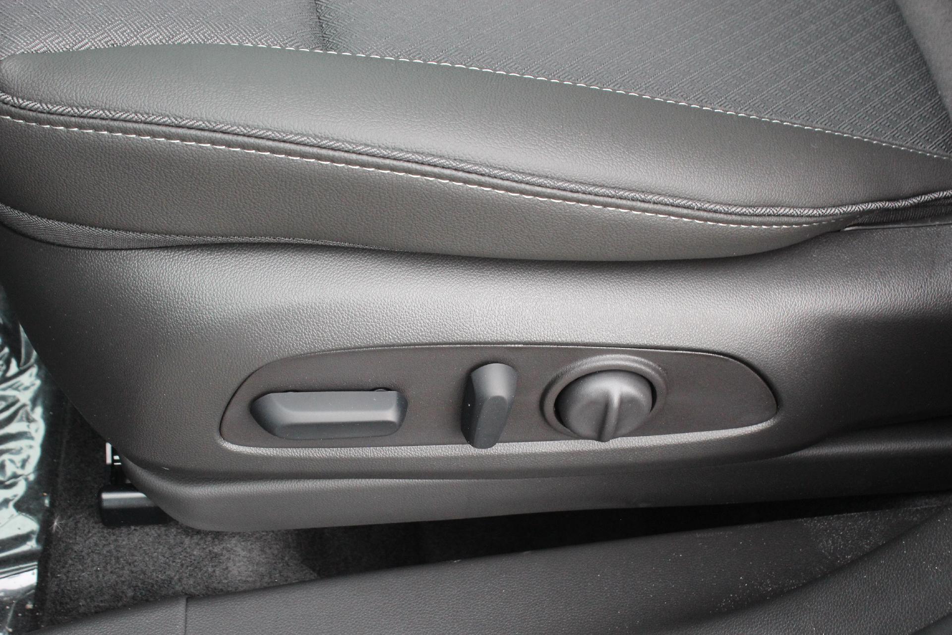 2026 Buick Encore GX Vehicle Photo in AURORA, CO 80012-4011