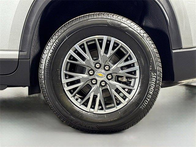 2025 Chevrolet Traverse Vehicle Photo in PUYALLUP, WA 98371-4149