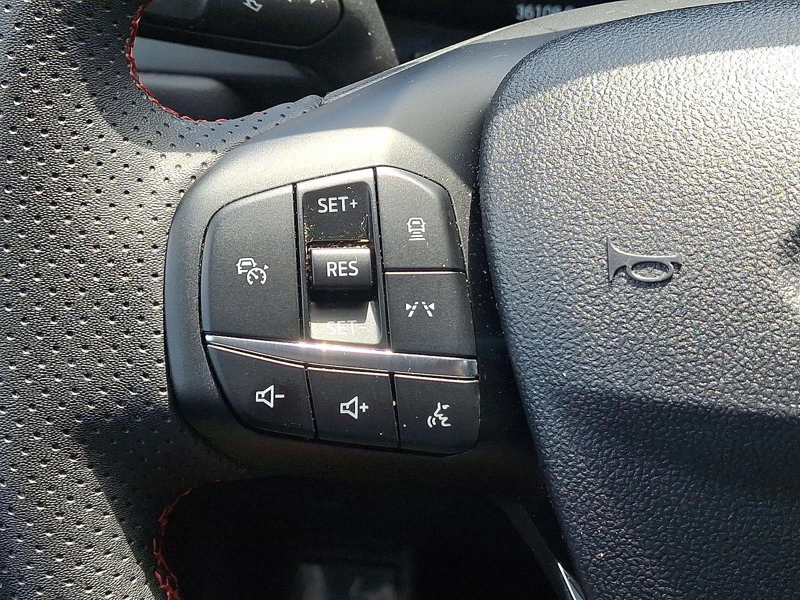 2023 Ford Escape Vehicle Photo in Harrisburg, PA 17111-1033