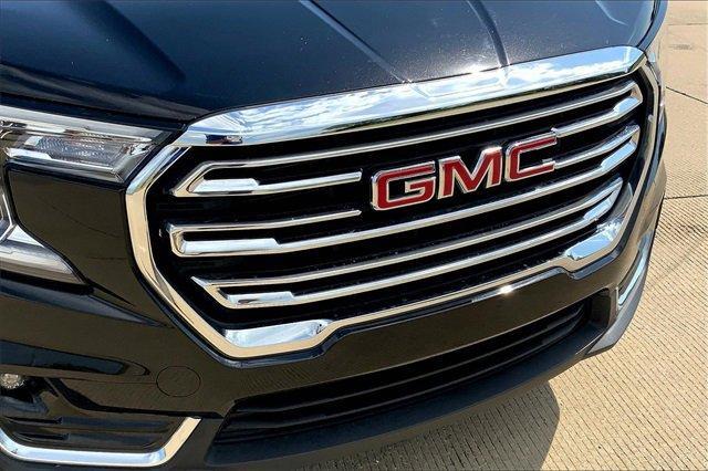 2024 GMC Terrain Vehicle Photo in TOPEKA, KS 66609-0000