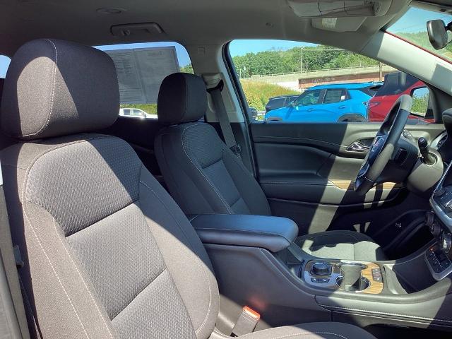 2023 GMC Acadia Vehicle Photo in GARDNER, MA 01440-3110