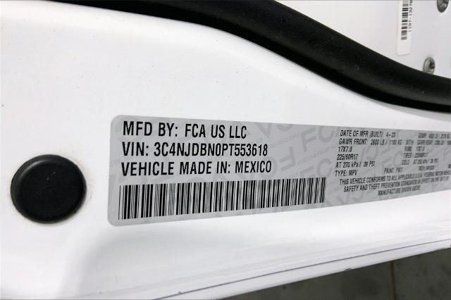 2023 Jeep Compass Vehicle Photo in Lees Summit, MO 64086