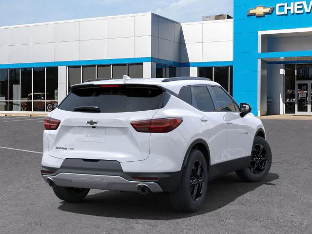 2025 Chevrolet Blazer Vehicle Photo in MOON TOWNSHIP, PA 15108-2571