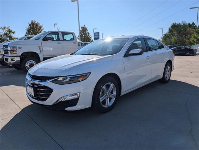 2025 Chevrolet Malibu Vehicle Photo in ENGLEWOOD, CO 80113-6708