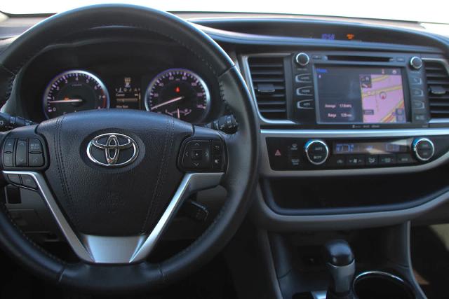 2016 Toyota Highlander Vehicle Photo in SUGAR LAND, TX 77478