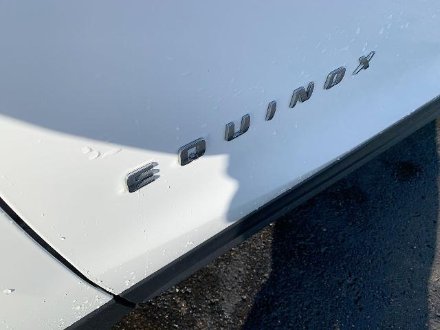 2022 Chevrolet Equinox Vehicle Photo in MOON TOWNSHIP, PA 15108-2571