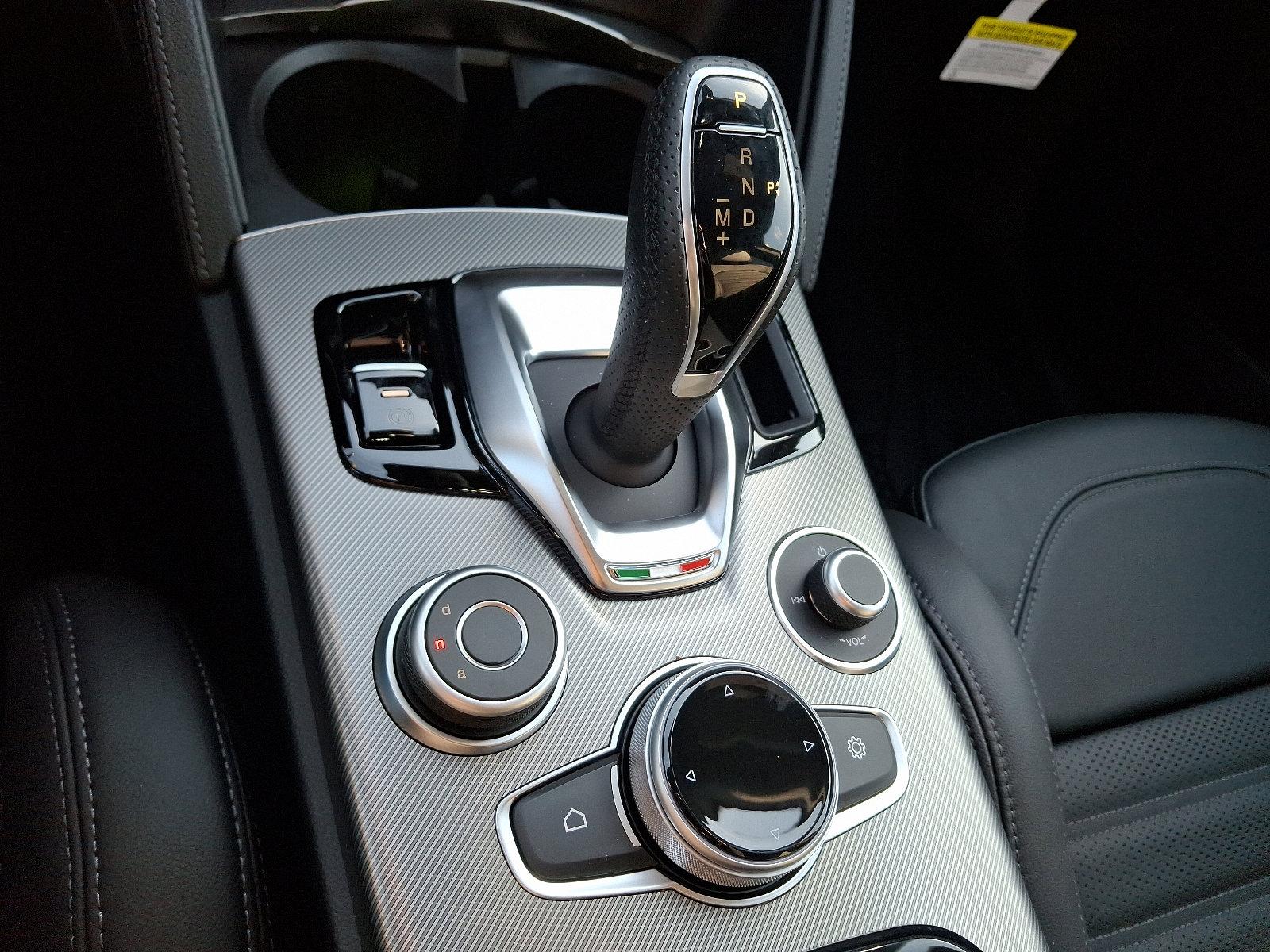2025 Alfa Romeo Stelvio Vehicle Photo in Mechanicsburg, PA 17050