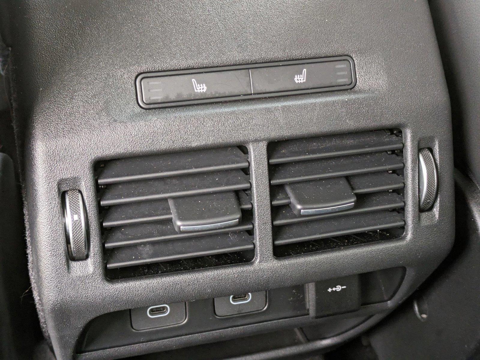 2024 Land Rover Discovery Sport Vehicle Photo in Bethesda, MD 20852