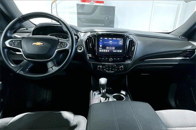 2023 Chevrolet Traverse Vehicle Photo in TOPEKA, KS 66609-0000