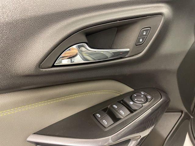 2025 Chevrolet Trax Vehicle Photo in PHOENIX, AZ 85014-3381
