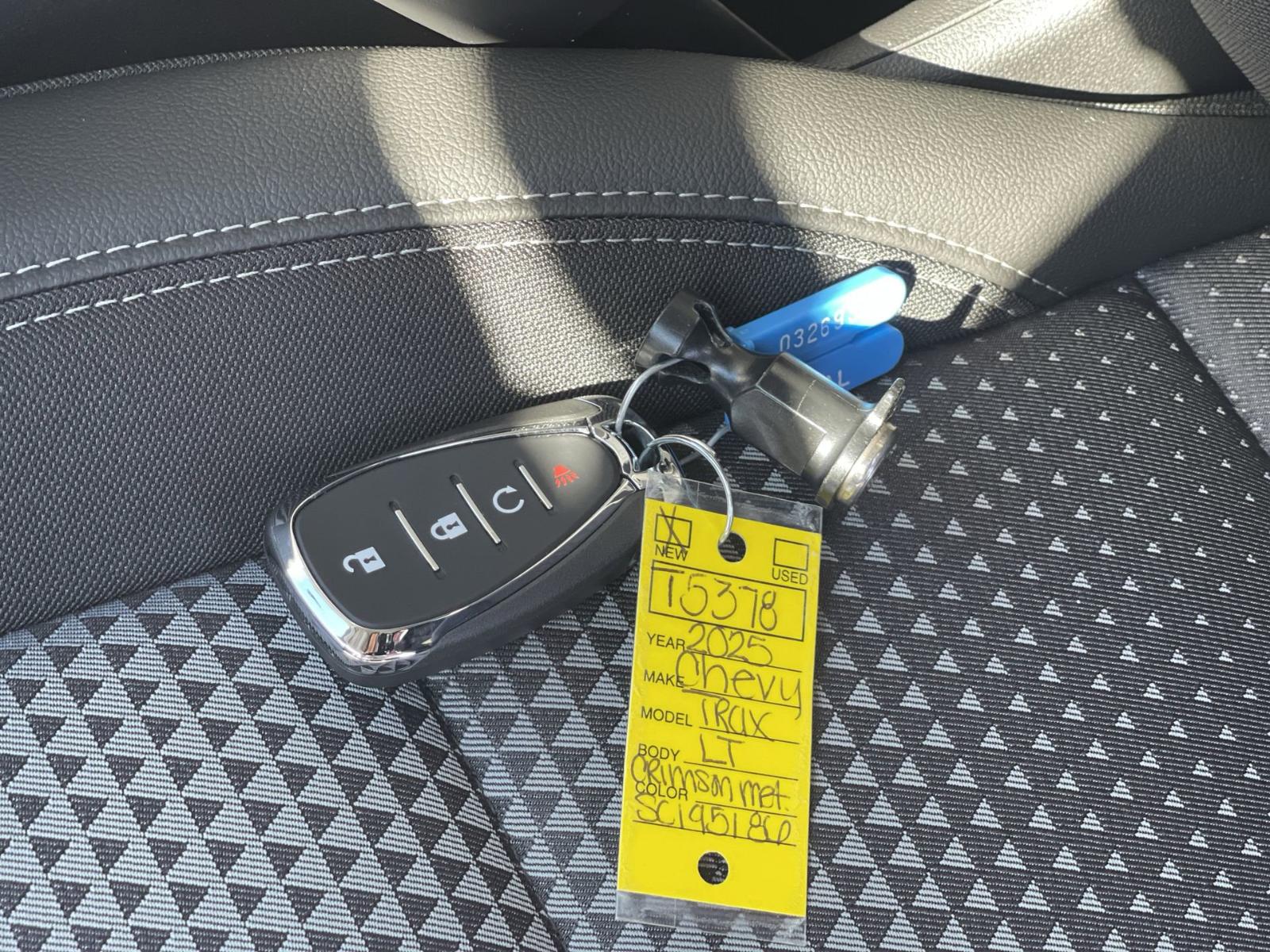 2025 Chevrolet Trax Vehicle Photo in BENTONVILLE, AR 72712-4322