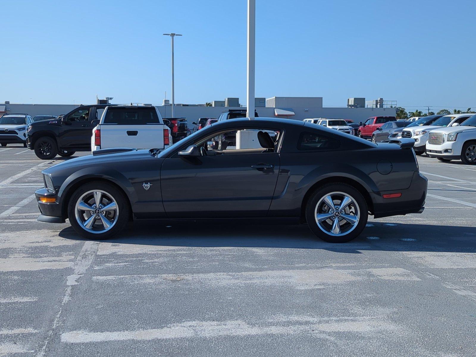 2009 Ford Mustang Vehicle Photo in Ft. Myers, FL 33907