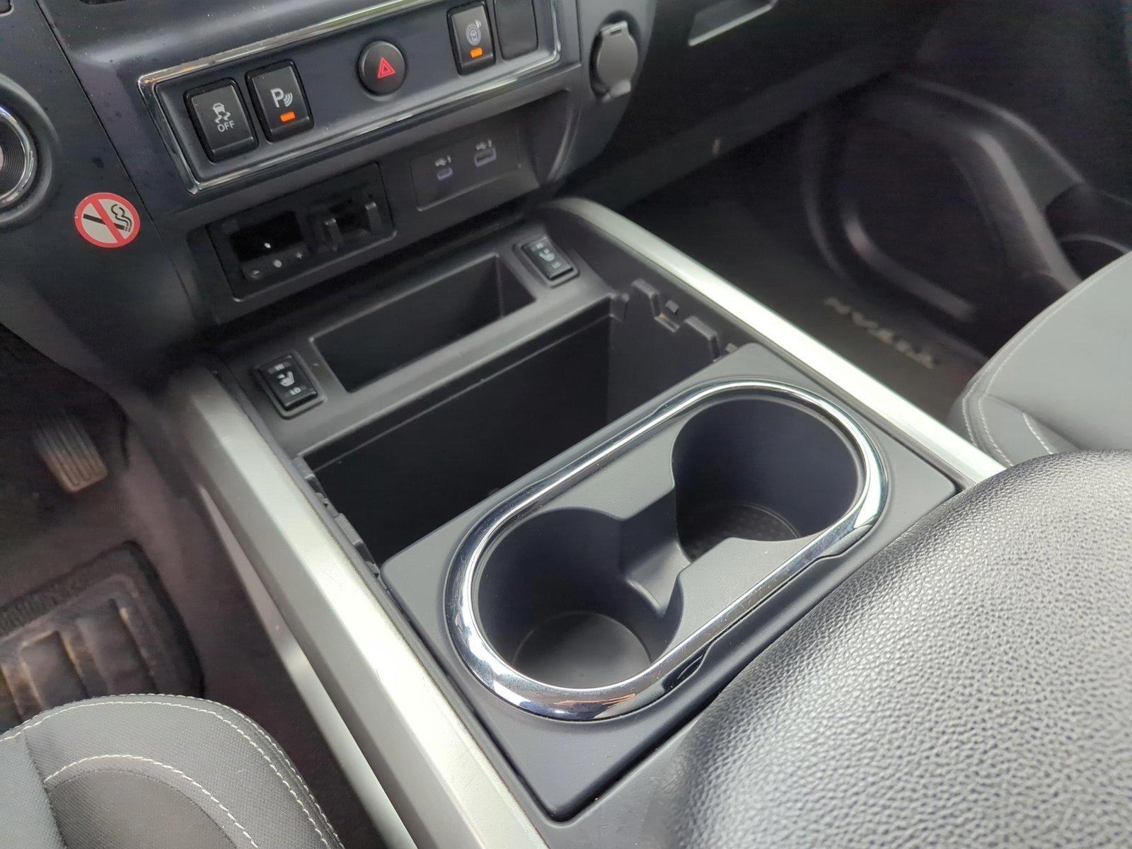 2022 Nissan Titan Vehicle Photo in Memphis, TN 38125
