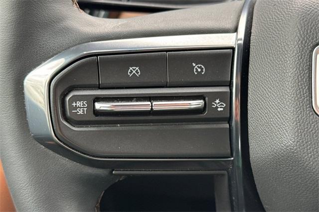 2023 GMC Canyon Vehicle Photo in ELK GROVE, CA 95757-8703