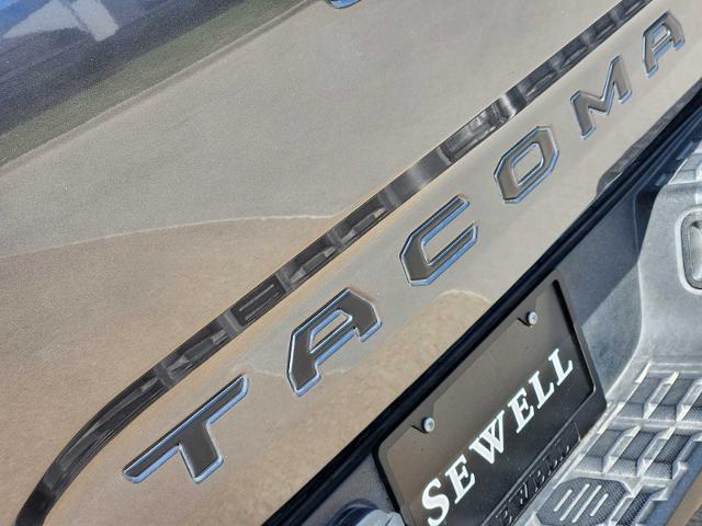 2022 Toyota Tacoma 2WD Vehicle Photo in PLANO, TX 75024