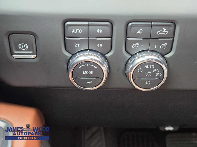 2024 GMC Sierra 2500 HD Vehicle Photo in DENTON, TX 76210-9321