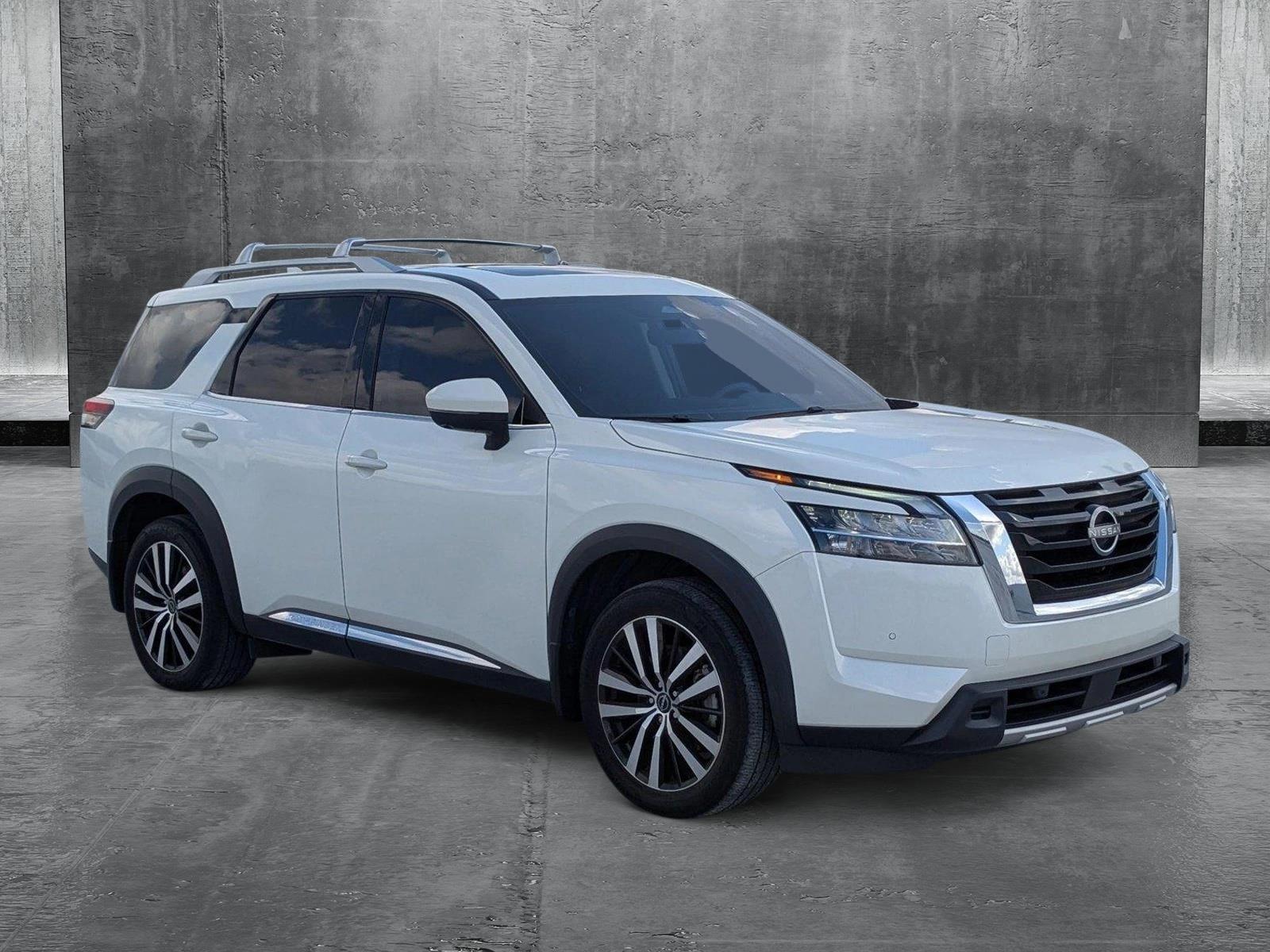 2023 Nissan Pathfinder Vehicle Photo in Pembroke Pines , FL 33084