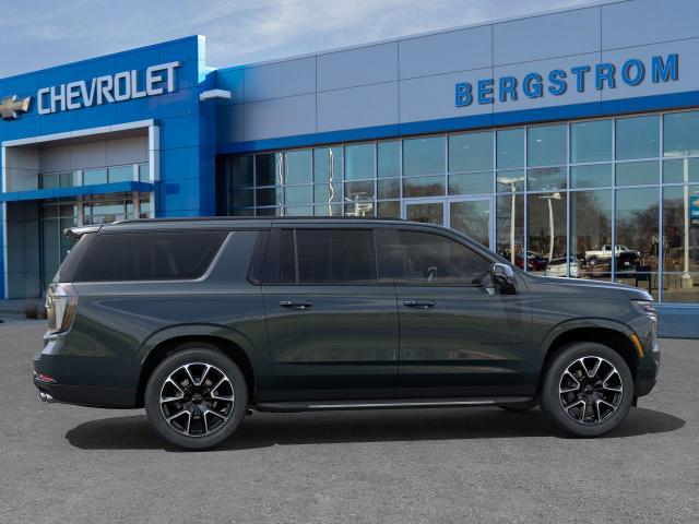2025 Chevrolet Suburban Vehicle Photo in APPLETON, WI 54914-4656