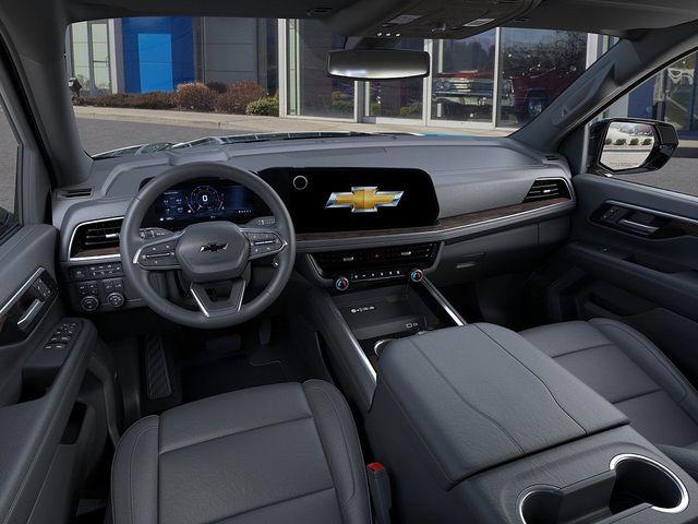 2025 Chevrolet Suburban Vehicle Photo in DANBURY, CT 06810-5034