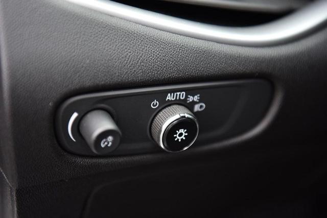 2023 Chevrolet Malibu Vehicle Photo in Ballwin, MO 63011