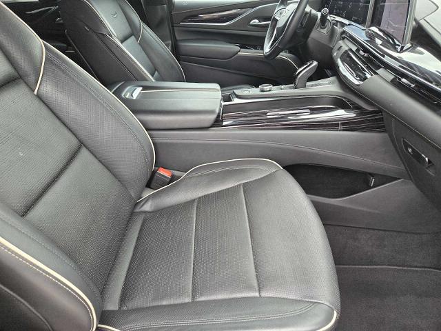 2021 Cadillac Escalade Vehicle Photo in DENTON, TX 76210-9321