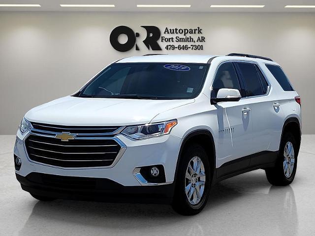 Used 2019 Chevrolet Traverse 3LT with VIN 1GNERHKW3KJ135618 for sale in Fort Smith, AR