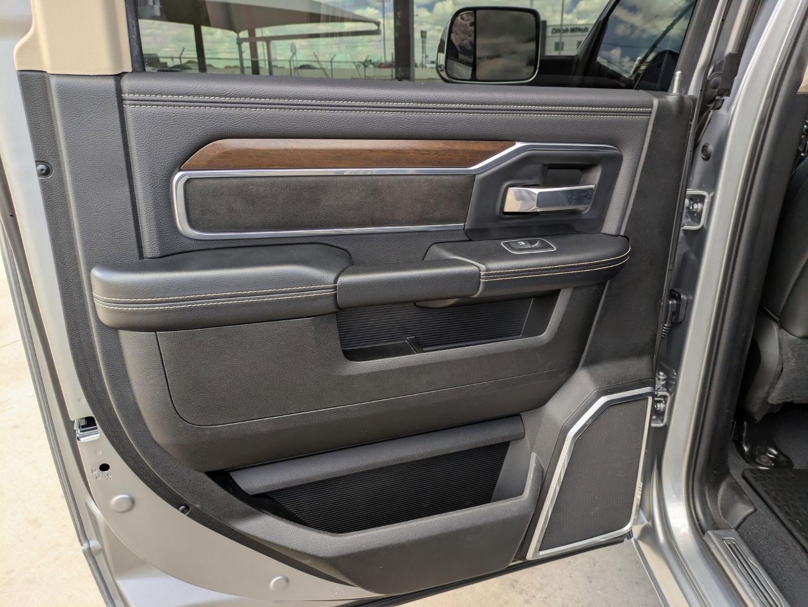 2022 Ram 2500 Vehicle Photo in SELMA, TX 78154-1460