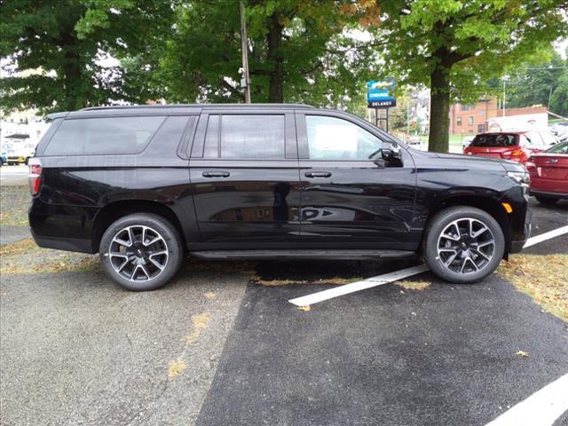 2024 Chevrolet Suburban Vehicle Photo in INDIANA, PA 15701-1897