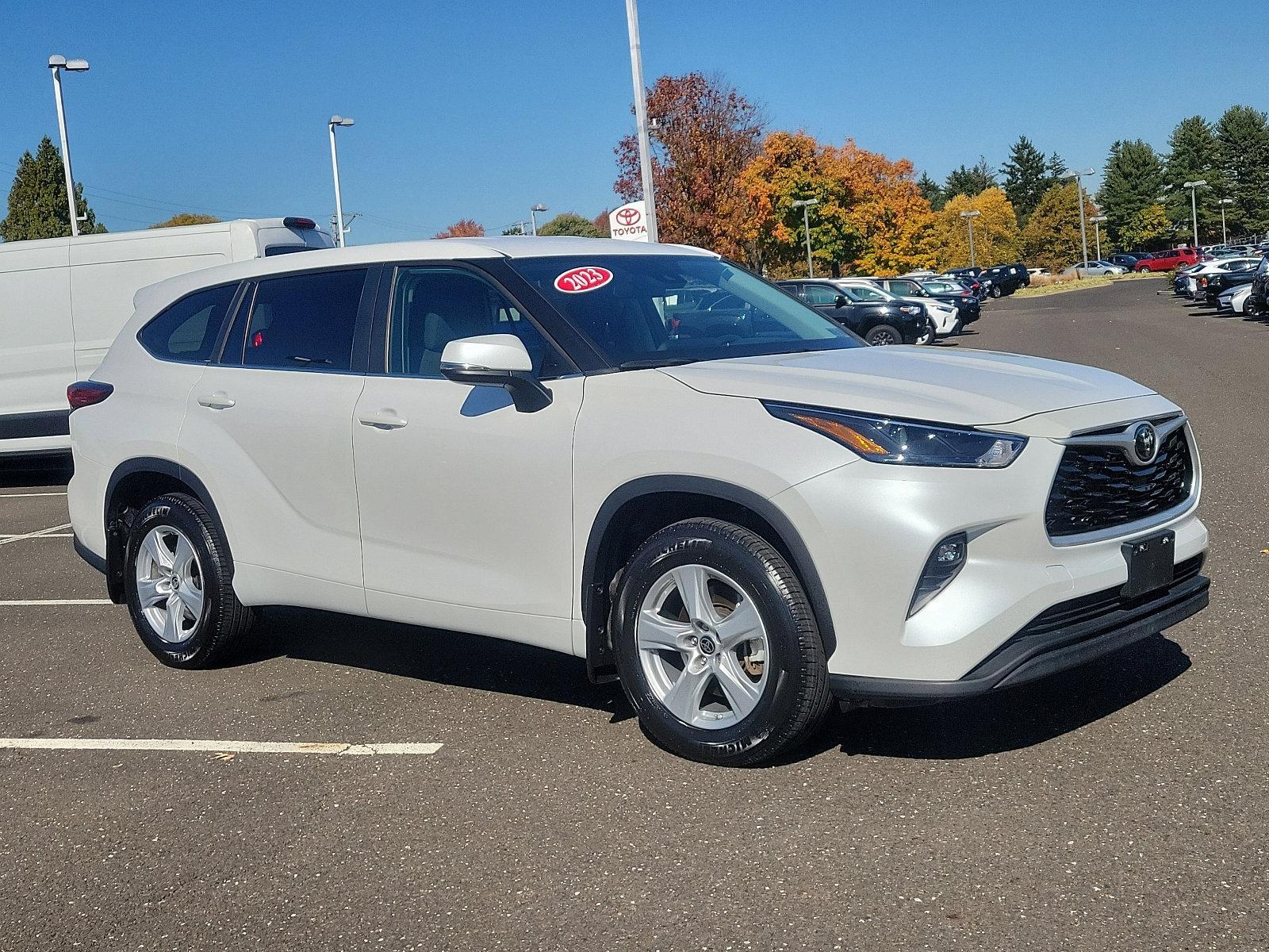 2023 Toyota Highlander Vehicle Photo in Trevose, PA 19053