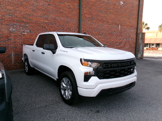 Chevrolet Silverado 1500's photo