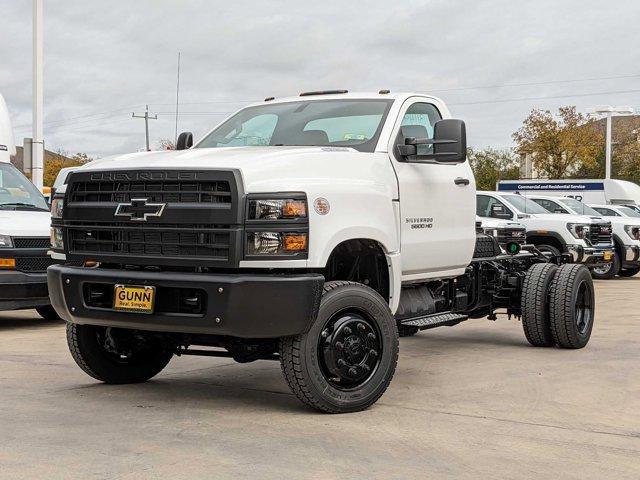 2023 Chevrolet Silverado Chassis Cab Vehicle Photo in SELMA, TX 78154-1460