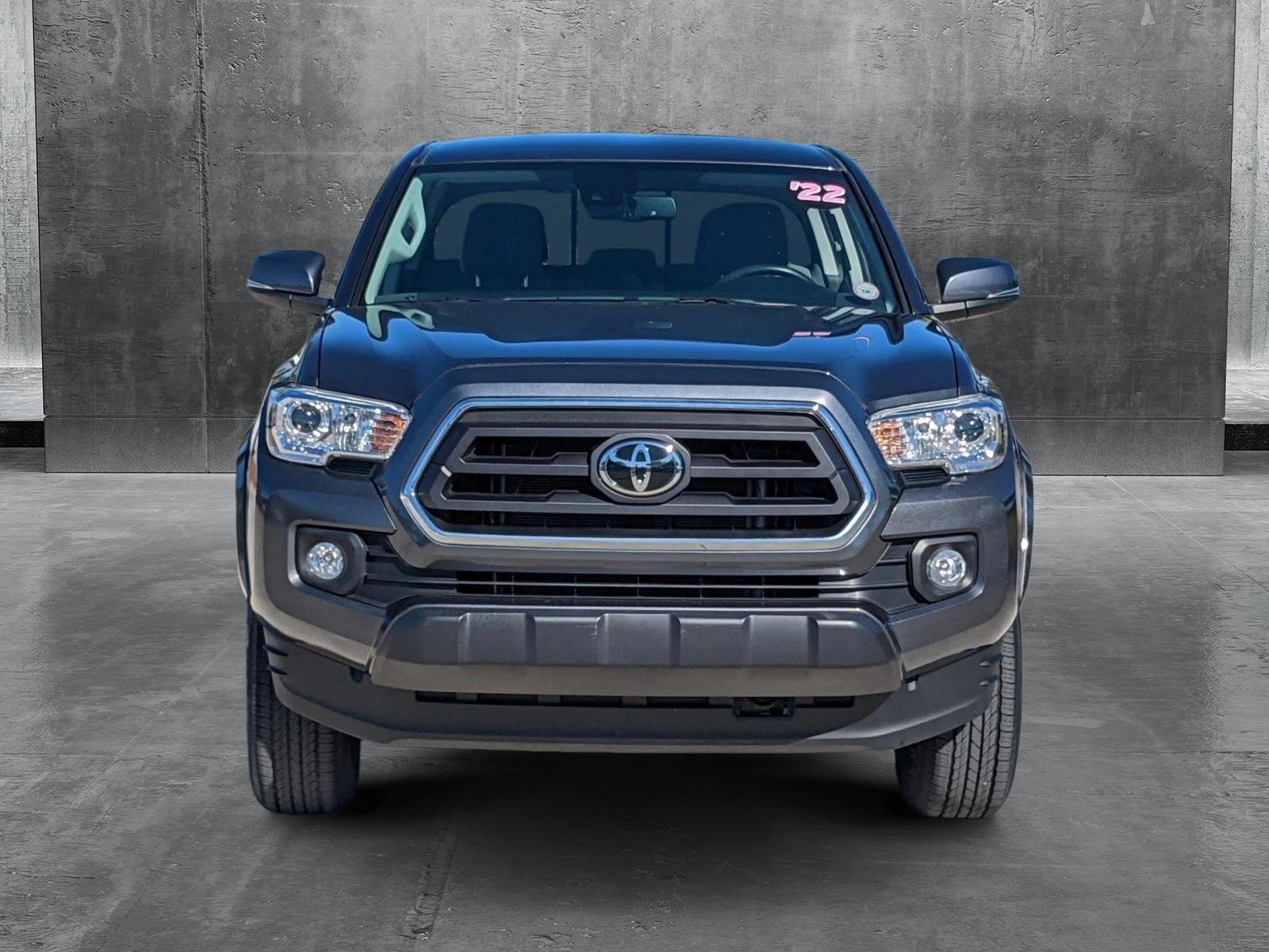 2022 Toyota Tacoma 2WD Vehicle Photo in Davie, FL 33331