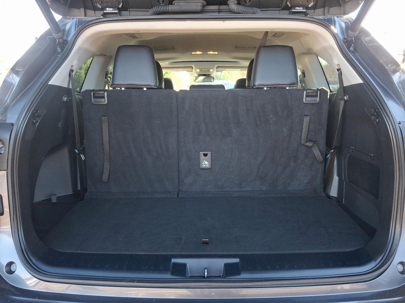 2023 Toyota Highlander Vehicle Photo in Trevose, PA 19053