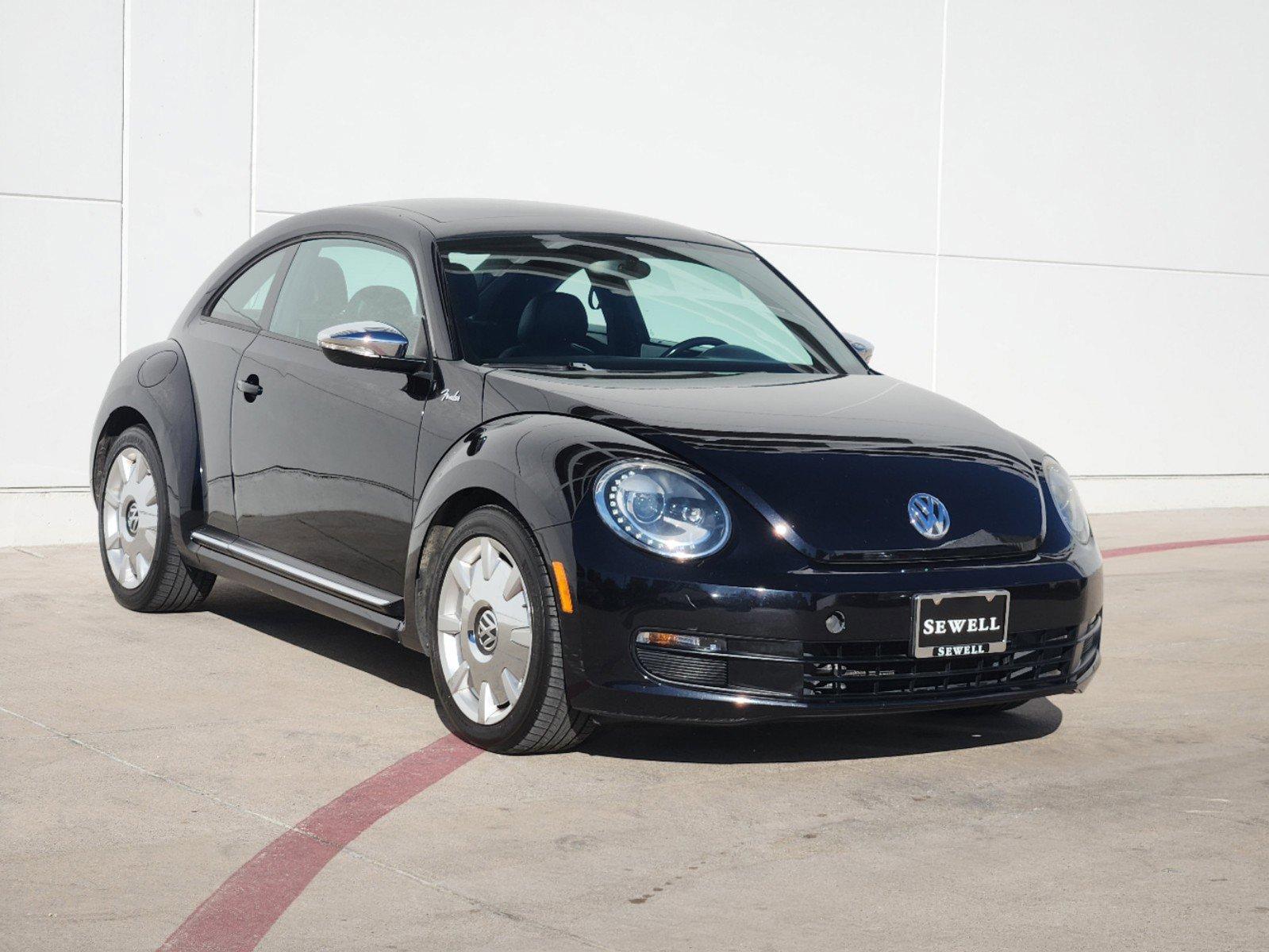 2013 Volkswagen Beetle Coupe Vehicle Photo in GRAPEVINE, TX 76051-8302